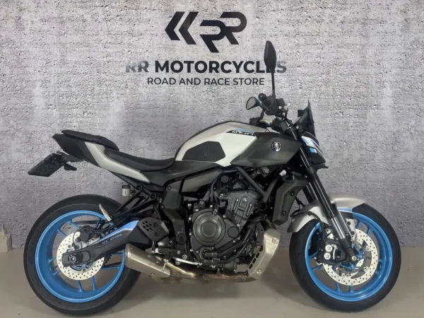 2025 Yamaha Yamaha MT 07 - €8,150 (1/1)