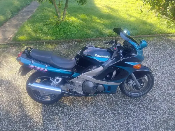 1993 Kawasaki ZZR 600 - €1,000 (1/1)