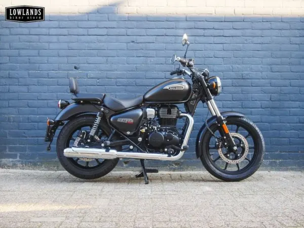 2025 Royal Enfield Meteor 350 - €5,499 · Bidding (1/1)