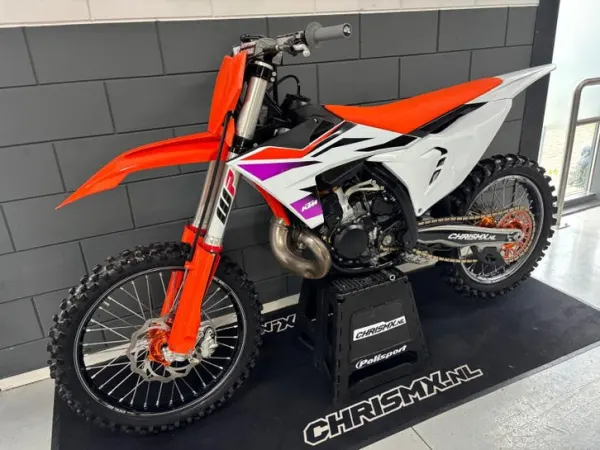 2023 KTM sx 250 40 uur !! - € 5.450 (1/1)