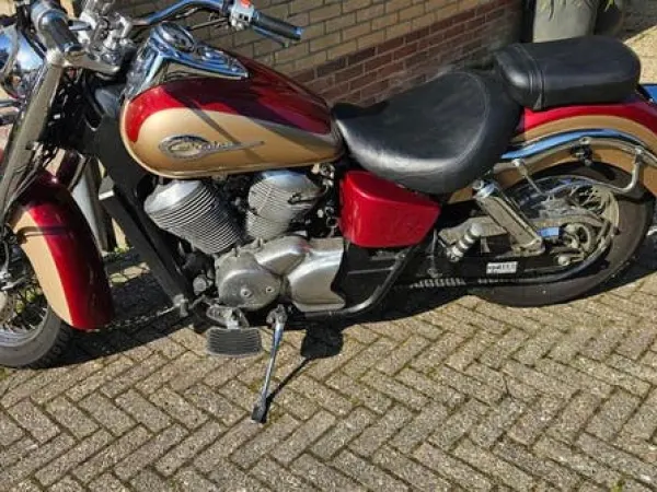 1999 Honda VT 750 C - €3,000 · Bidding (1/1)
