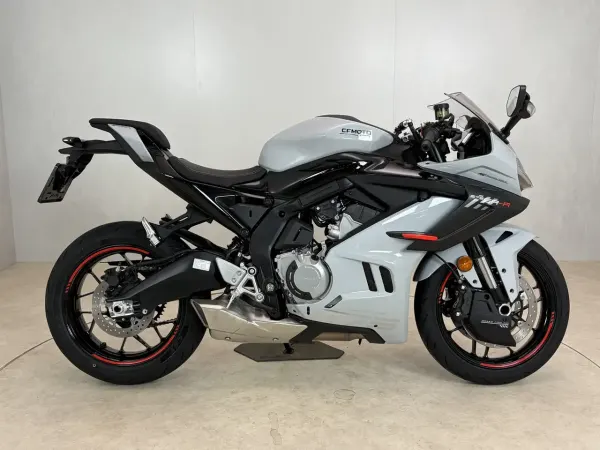 2026 Cfmoto - € 8.999 (1/1)