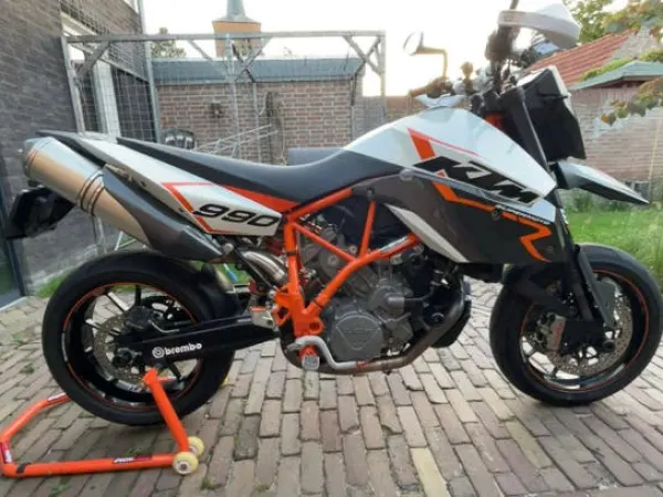 Year unknown KTM 990 Supermoto - €6,500 · Bidding (1/1)