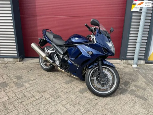 2010 Suzuki GSX 1250 FA - € 4.650 (1/1)