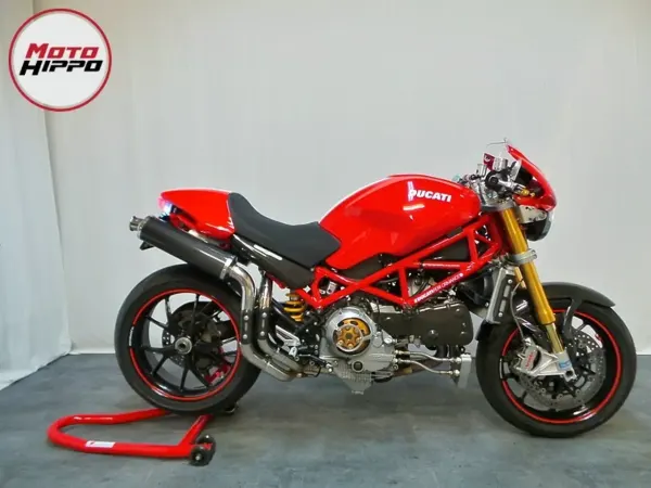 2009 Ducati - €11,000 (1/1)