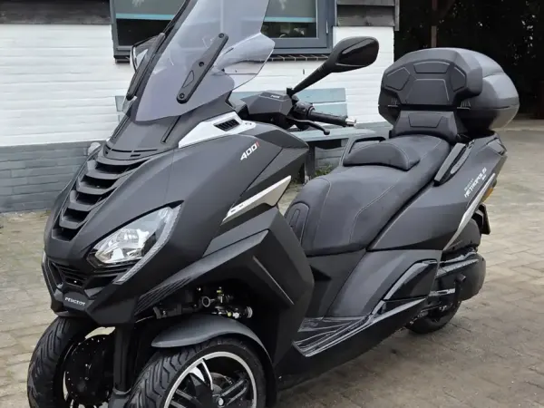 2024 Peugeot Metropolis - €8,250 (1/1)