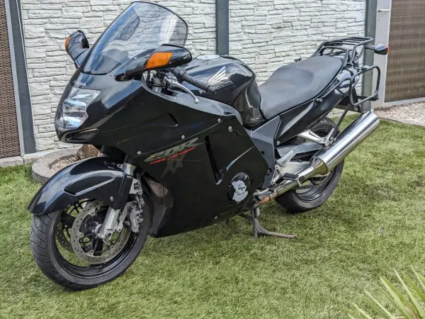 1997 Honda CBR 1100 - €2,500 (1/1)
