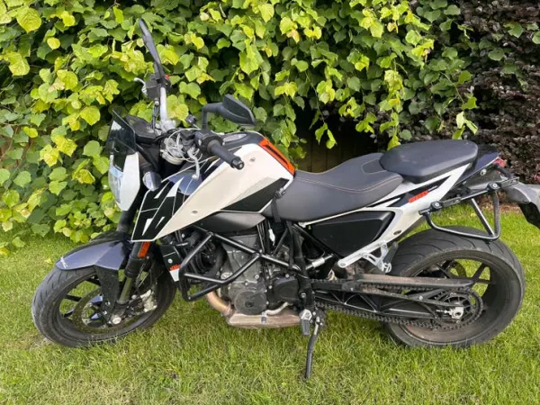 Year unknown KTM 690 Duke - €5,500 (1/1)