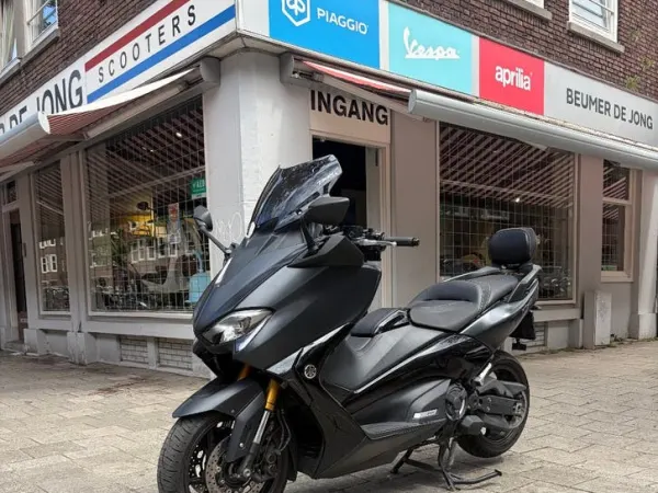 2018 Yamaha T Max DX ABS Zwart-27/4/2018-20096 km - €8,999 (1/1)