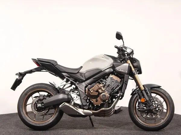 2025 Honda CB 650 R - € 10.490 (1/1)