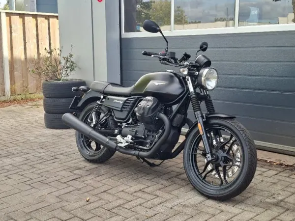 2018 Moto Guzzi V 7 - €6,490 (1/1)