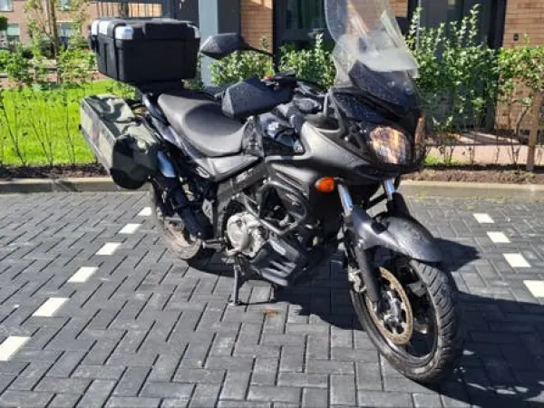 2012 Suzuki v Strom dl 650 - € 4.200 · Bieden (1/1)