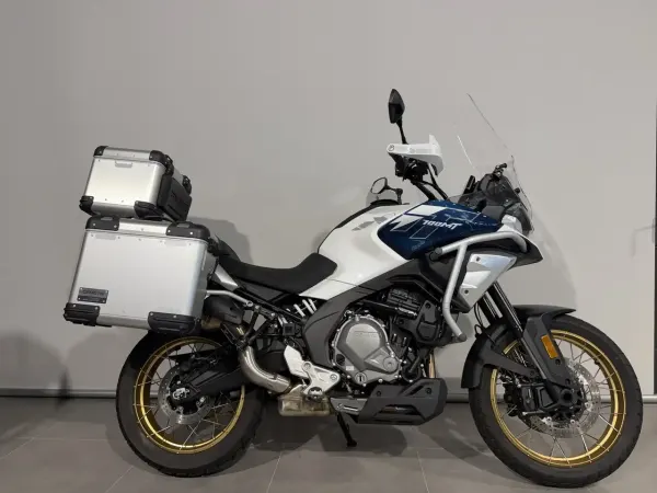 2025 Cfmoto 700 MT - € 7.290 (1/1)