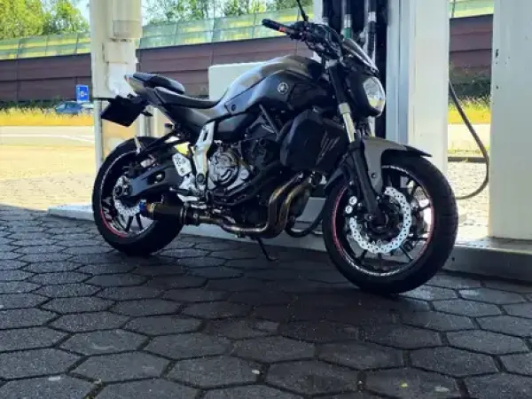 2015 Yamaha MT-07 - € 5.200 (1/1)