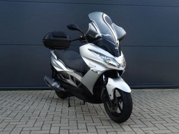 2014 Aprilia Atlantic 300 Goed Onderhouden Topkoffer - €3,599 · Bidding (1/1)