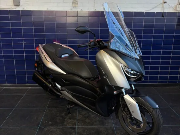 2018 Yamaha Xmax 300 - € 3.750 · Bieden (1/1)