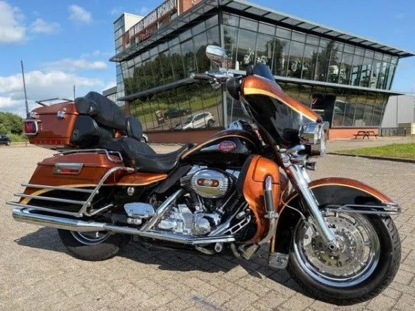 2008 Harley-Davidson Electra Glide Ultra Classic cvo - € 13.850 · Bieden (1/1)