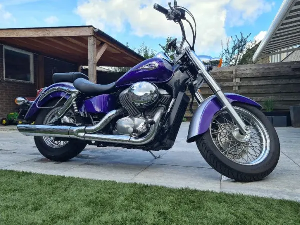 1998 Honda VT 750 - €2,500 · Bidding (1/1)