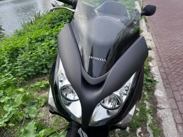 Year unknown Honda Silverwing FJS 400-Comfortabele Motorscooter - Reserved (1/1)