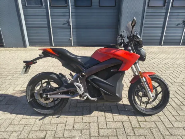 2016 Zero s - € 2.250 · Bieden (1/1)