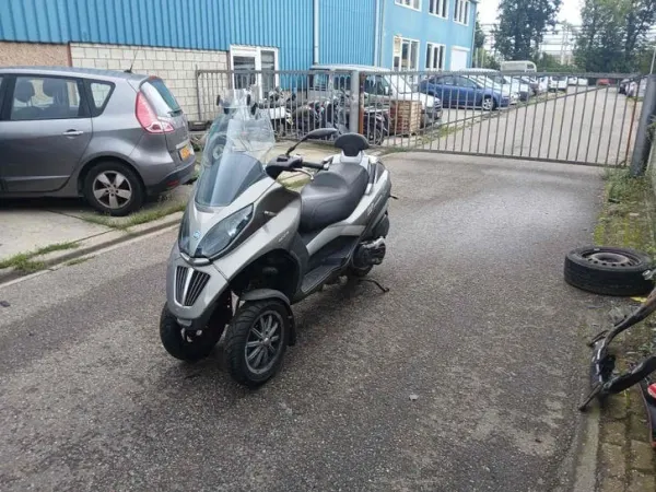 2009 Piaggio Piago mp 400 - Bidding (1/1)