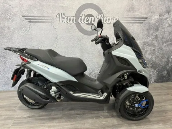 Year unknown Piaggio MP3 310 S - €8,795 (1/1)