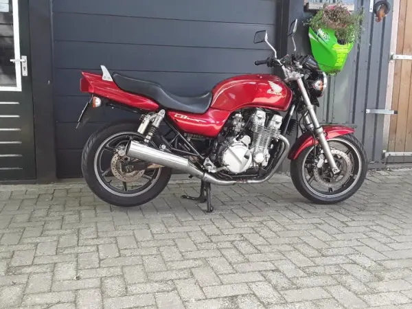 1992 Honda CB Seven Fifty - € 1.650 (1/1)