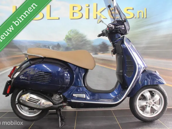 2022 Vespa GTS 300 - € 4.950 (1/1)