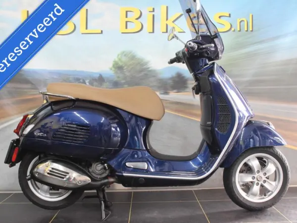 2022 Vespa GTS 300 - € 4.950 (1/1)
