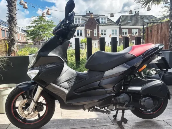 Year unknown Gilera Runner 200 - €2,300 · Bidding (1/1)