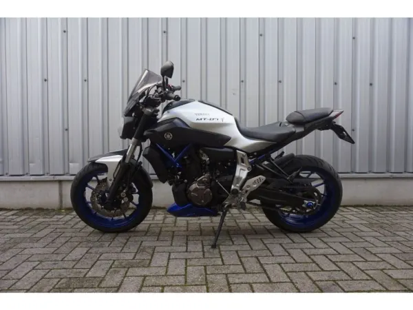 2015 Yamaha MT 07 - € 5.950 (1/1)