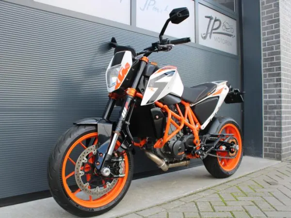 2015 KTM 690 Duke R - €4,499 (1/1)