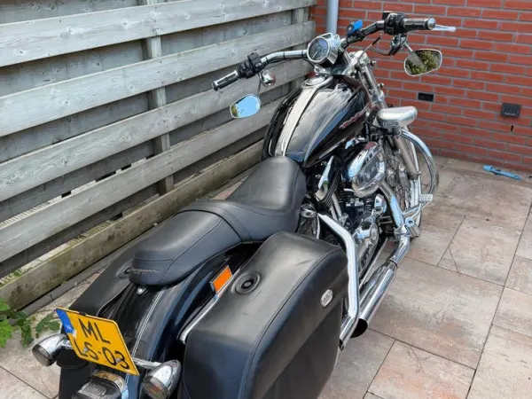 2004 Harley-Davidson Sportster Custom XL1200C - € 7.750 · Bieden (1/1)