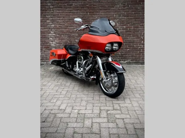 2008 Harley-Davidson Road Glide Screamin Eagle CVO Fltrxse - € 16.950 · Bieden (1/1)