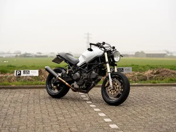 1996 Ducati Monster - €6,650 · Bidding (1/1)