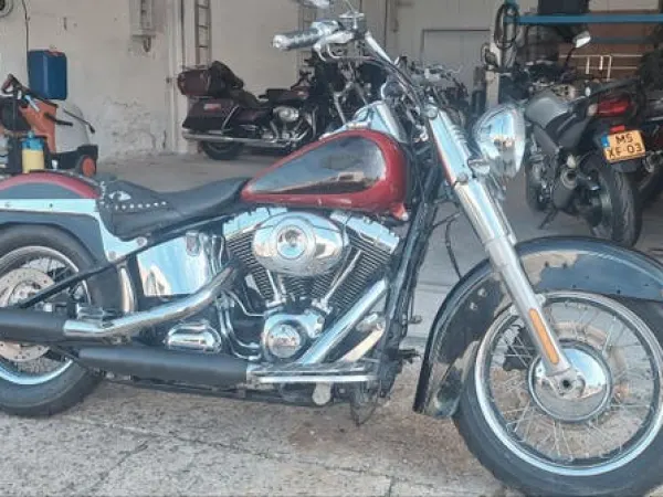 2012 Harley-Davidson Softail - € 7.250 (1/1)