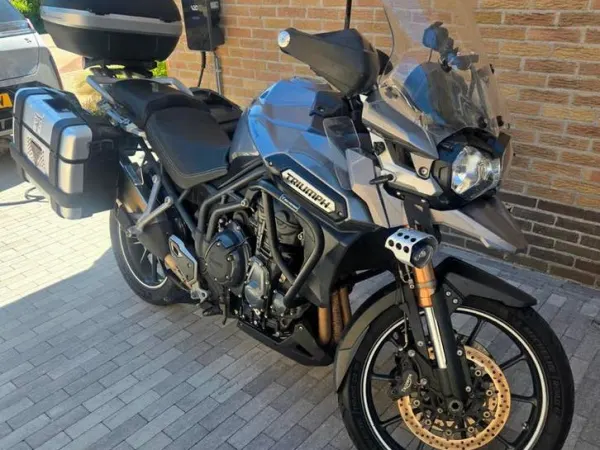 2012 Triumph Tiger Explorer - € 7.000 · Bieden (1/1)