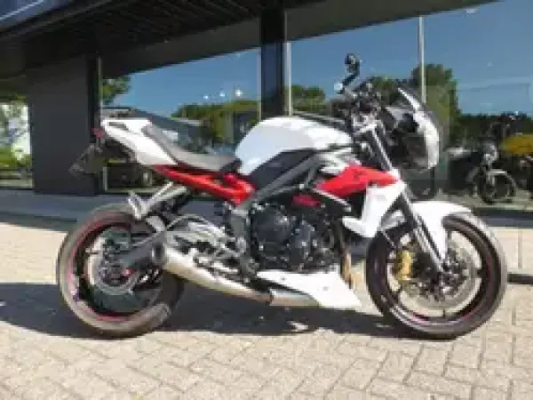 2013 Triumph Street Triple R - €5,490 (1/1)