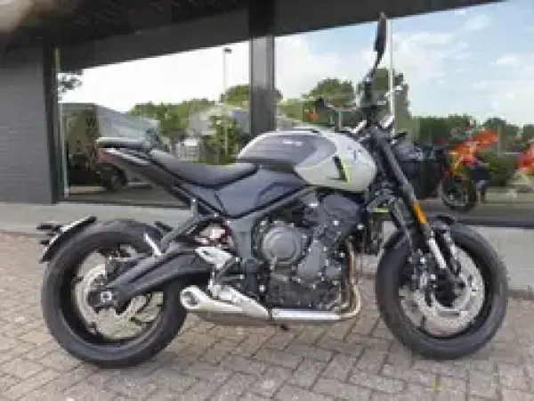 2026 Triumph Trident 660 - € 10.145 (1/1)