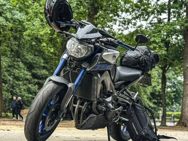 2014 Yamaha MT 09 - € 7.500 · Bieden (1/1)