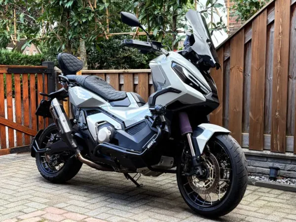 2022 Honda X-ADV - € 12.988 (1/1)