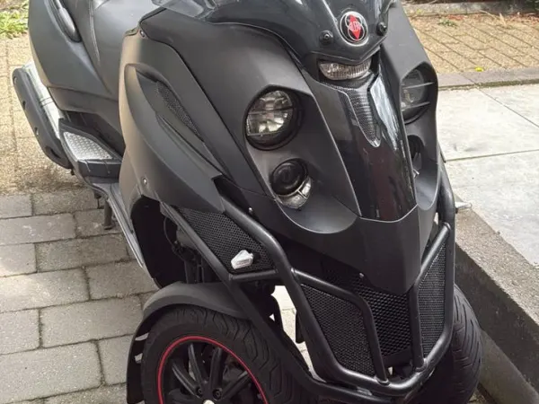 2014 Gilera Fuoco 500 - €3,500 · Bidding (1/1)