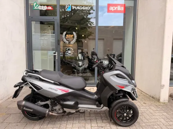 Year unknown Gilera Fuoco 500 - €5,450 · Bidding (1/1)