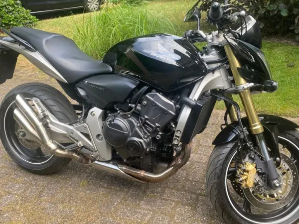 Year unknown Honda cb 600 f Hornet - €4,000 · Bidding (1/1)