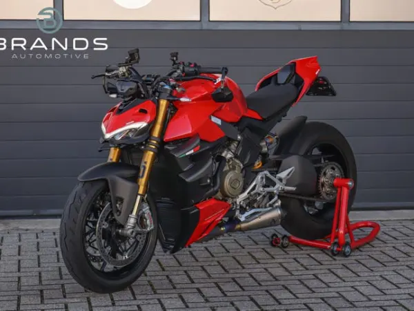 2022 Ducati Streetfighter - €24,950 (1/1)