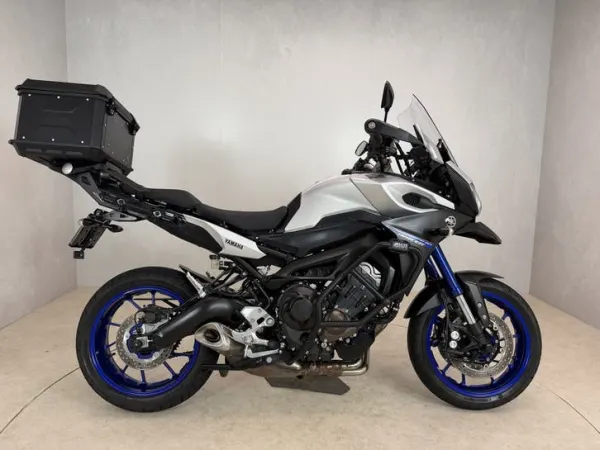 2016 Moto Guzzi Yamaha Tracer 900 abs bj 2018 Garantie Inruil Mogelijk - € 8.690 · Bieden (1/1)