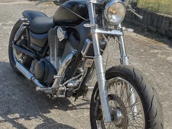 1992 Suzuki Intruder 1400 Bobber met Nieuwe Banden - €4,999 · Bidding (1/1)