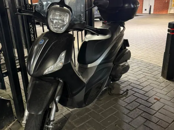 Year unknown Piaggio Bevelry 350cc Sport Tourer - Bidding (1/1)