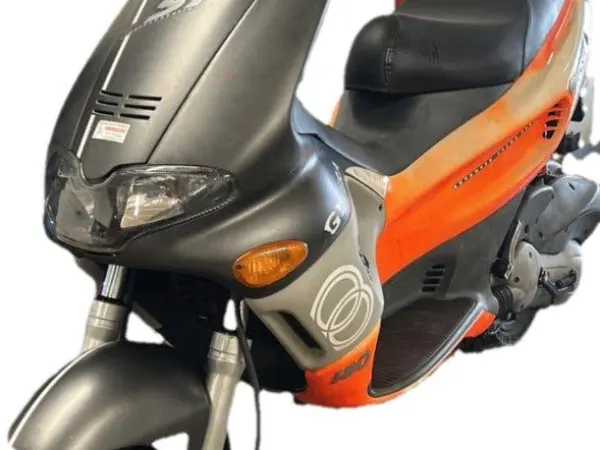 Bouwjaar onbekend Piaggio Beest Runner 183cc Volledig Malossi 55 Slag A1 Kenteken - Prijs op aanvraag (1/1)