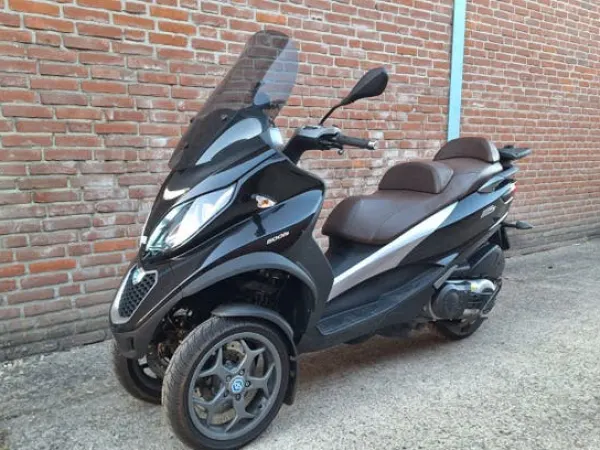 Bouwjaar onbekend Piaggio MP3 500ie Sport 2016 (autorijbewijs) - € 4.850 (1/1)